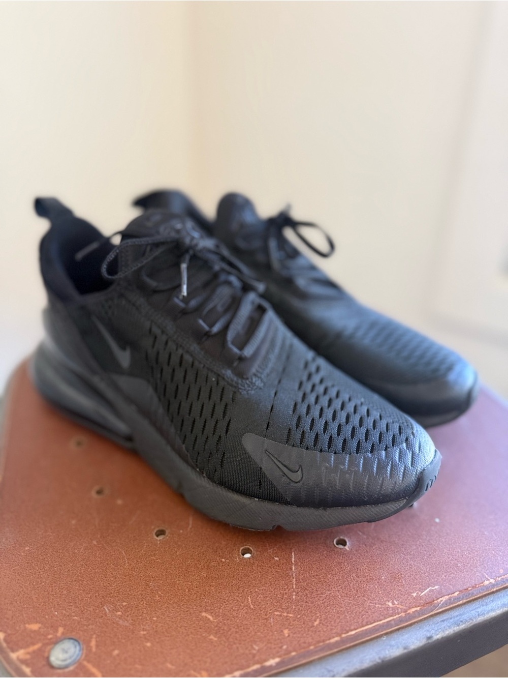 Nike Men’s Black Mesh Athletic Sneakers